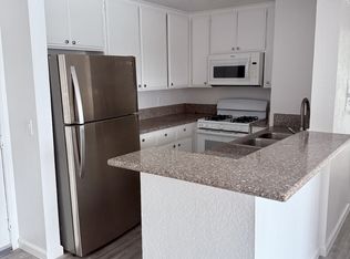 7319 Sepulveda Blvd #3, Van Nuys, CA 91405