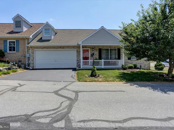 165 Elderberry Spring Ct, Waynesboro, PA 17268
