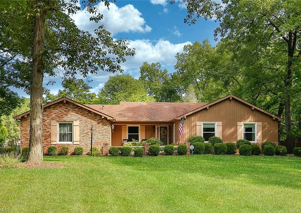 1st image of 8678 Hollis Ln