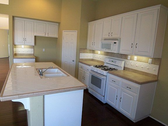 2nd image of 13290 Arvila Dr