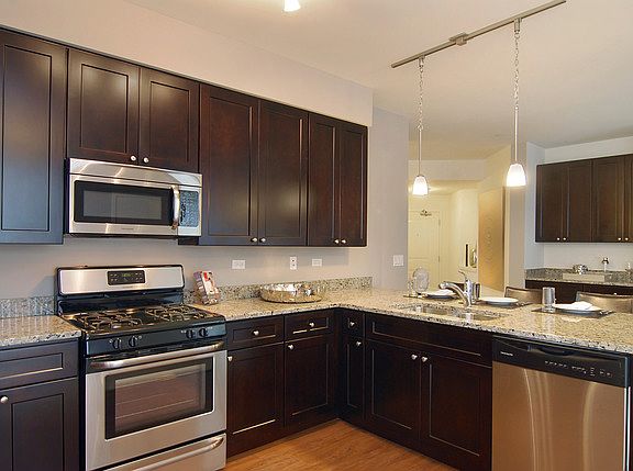 4th image of 111 Oak Leaf Ln APT 210