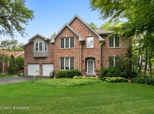 1820 Elmwood Dr, Highland Park, IL 60035