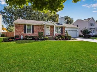 178 Ferndale Rd, Williamsville, NY 14221