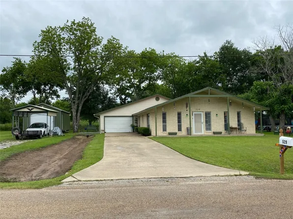 529 E Kempner St, Mabank, TX 75147