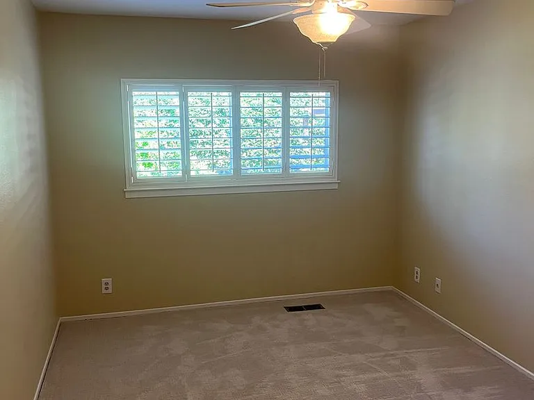 1080 Maraschino Dr — Photo 25