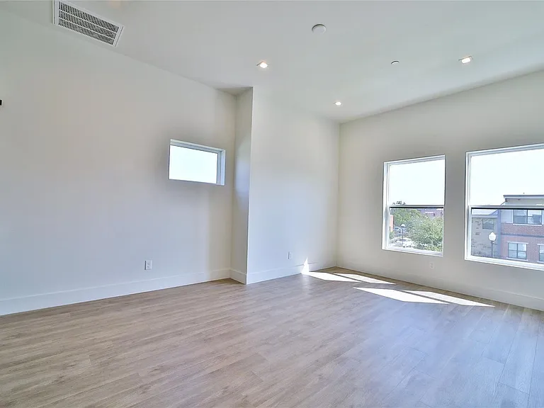 The Fairmount at Magnolia — Photo 39