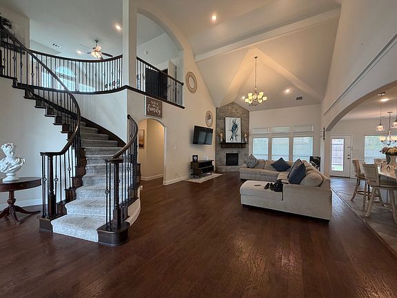 2nd image of 9840 El Colina Dr
