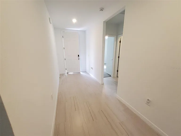 3166 Viceroy Ct — Photo 18