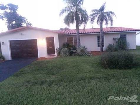 4th image of 7809 NW 41st St