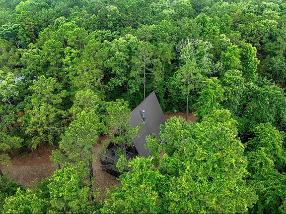 4th image of 181 Pilotfish Rd