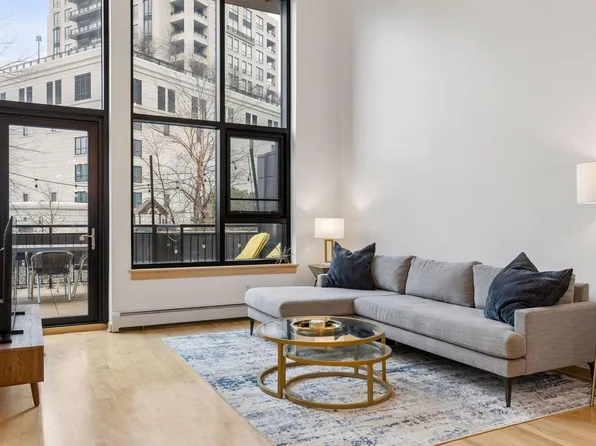 1120 S 2nd St APT 102, Minneapolis, MN 55415