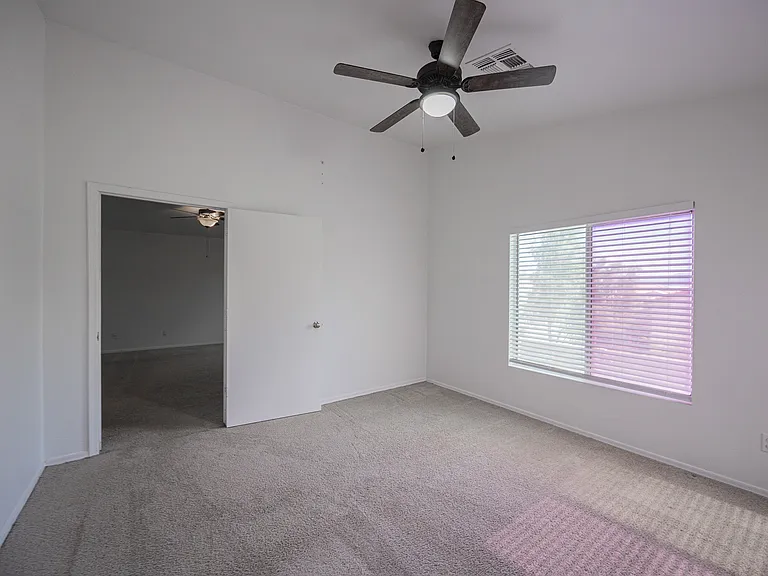 11595 W Holly St — Photo 30