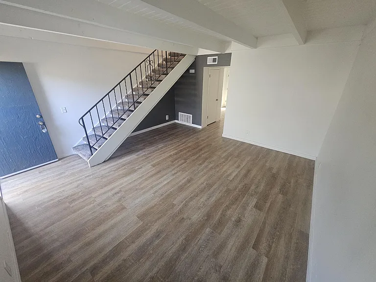3344 Tide Ave — Photo 3