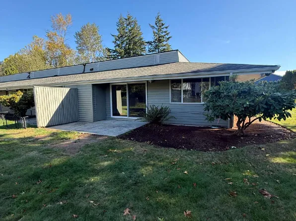 10837 SE 200th St APT B5, Kent, WA 98031