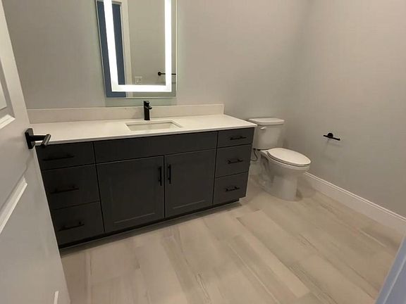 4th image of 1514 Market St #1103