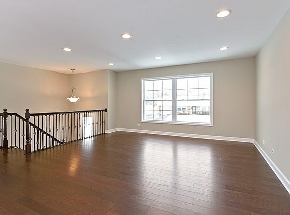 2nd image of 651 Portree Ln