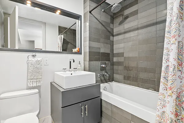 Rented by Compass | media 7