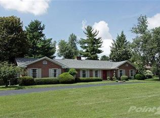 640 Raintree Rd, Lexington, KY 40502