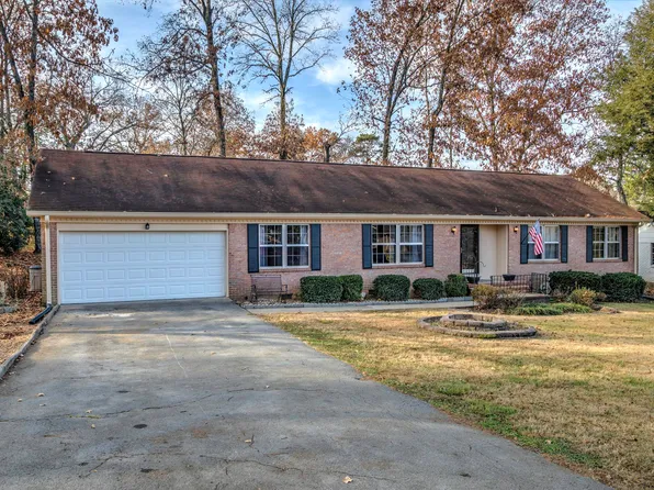 7004 Genoa Dr, Chattanooga, TN 37421