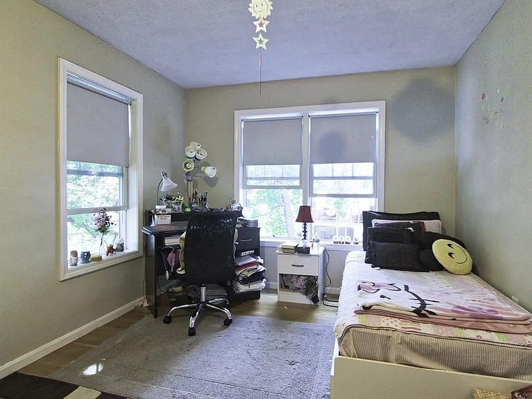 39 Broadway #210 — Photo 9