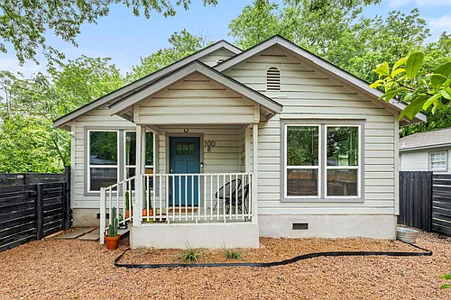 100 Florence Dr #B Photo 1