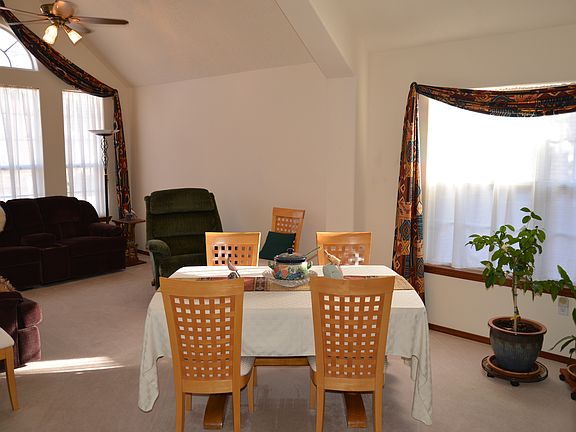 Living/Dinning Room