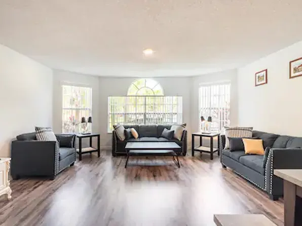 5003 Laguna Bay Cir, Kissimmee, FL
