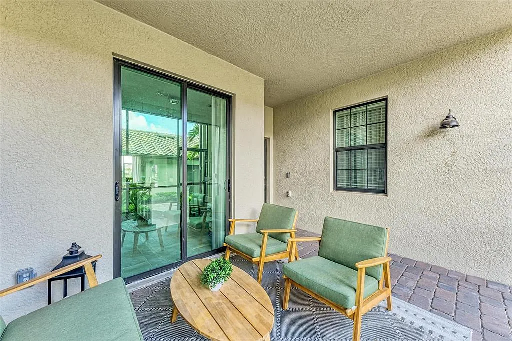2 bed, 2.0 bath, 1329 sqft, $3,100 — Photo 4