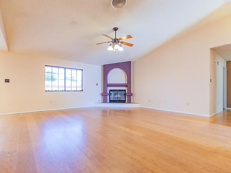701 Venus Ave — Photo 21