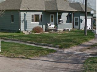 115 W Commercial St, Brady, NE 69123