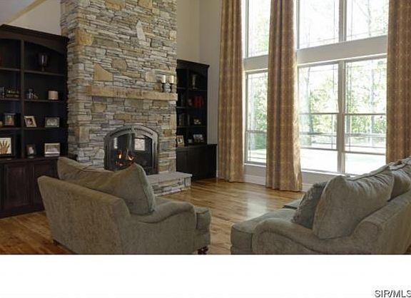 2nd image of 1173 Hearthstone Dr
