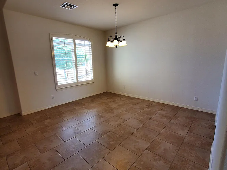 14604 Christian Castle Ave — Photo 3