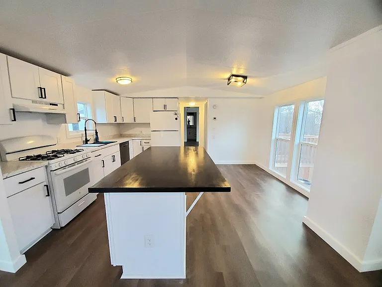 2728 Mallow Pl — Photo 6