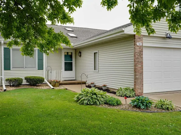 741 Kensington Square, Stoughton, WI 53589