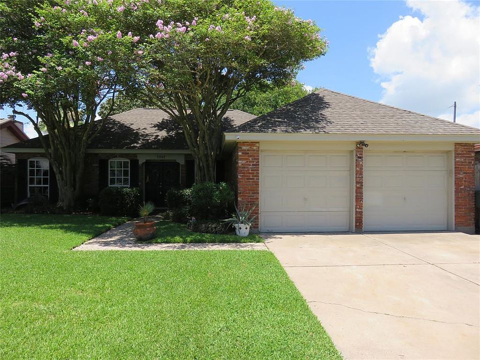 1st image of 7757 Beaudelaire Cir