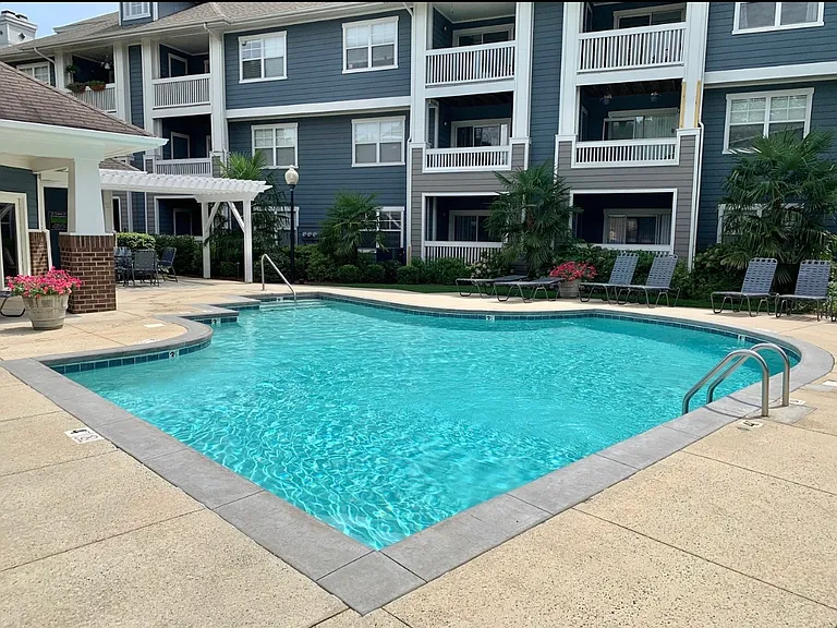 525 Olmsted Park Pl #O — Photo 10
