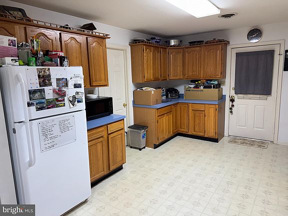 5th image of 14852 Sherwood Dr