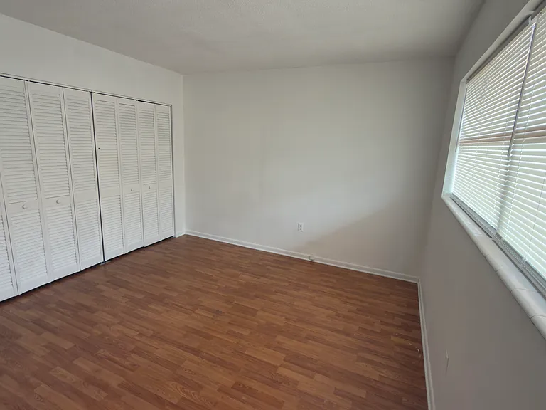 19000 NE 3rd Ct #418 — Photo 6