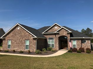 638 Trails End Cir, Bonaire, GA 31005