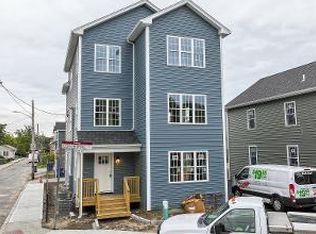 84 Coggeshall St, Providence, RI 02908