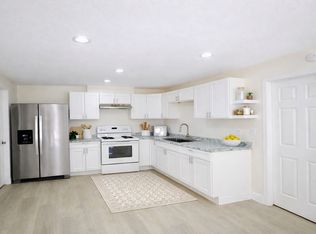 3060 Panorama Rd #2B, Riverside, CA 92506