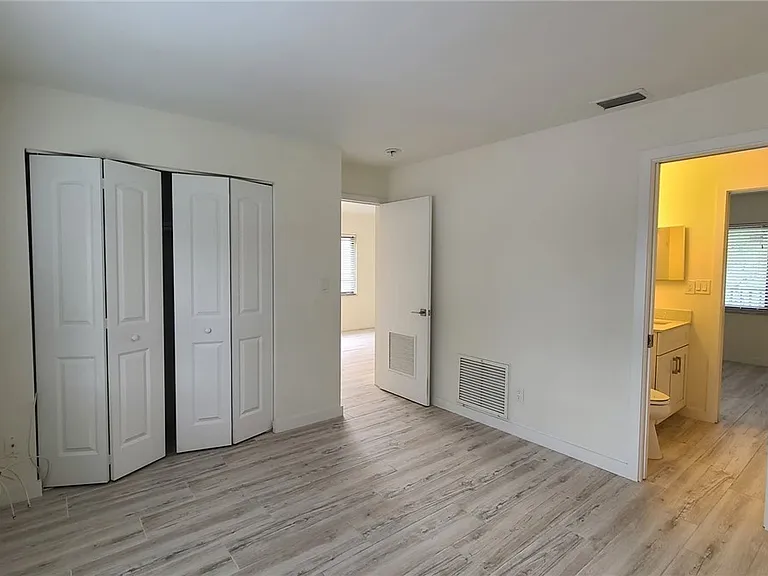 2610 Providence St #10 — Photo 5