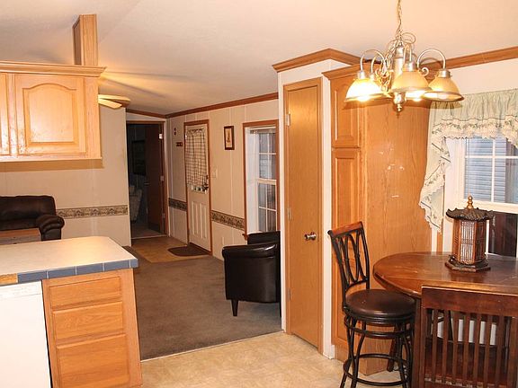 2nd image of 40 S Mountainview Dr