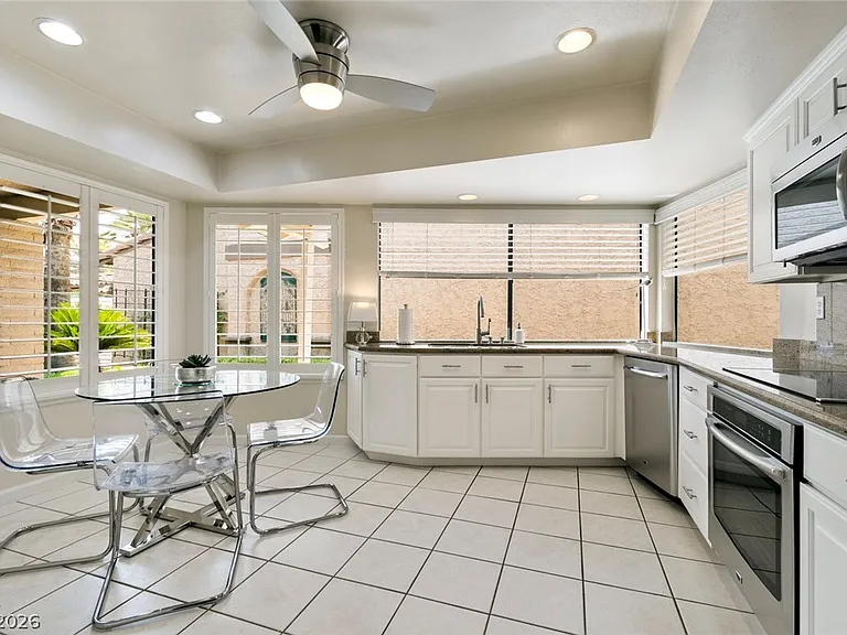 2312 Plaza Del Prado — Photo 3