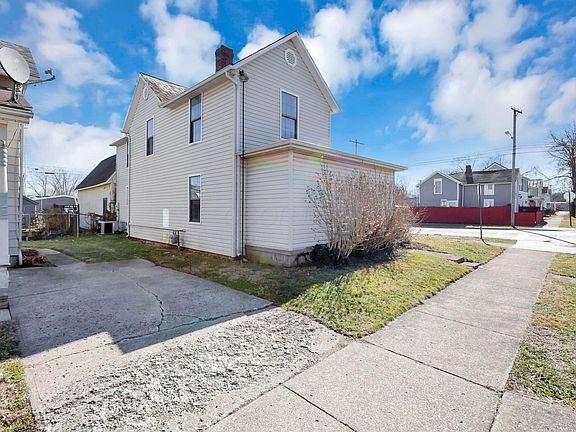 4th image of 302 Washington Ave