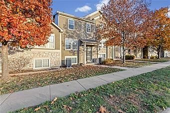 1st image of 11173 S Woodsonia Dr