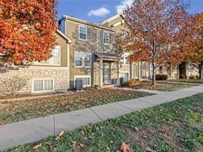 11173 S Woodsonia Dr, Olathe, KS, 66061