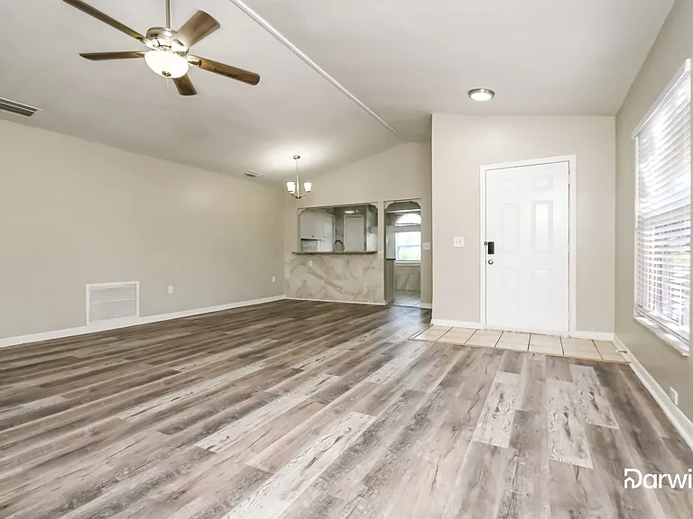 1602 Allenton Ave — Photo 3