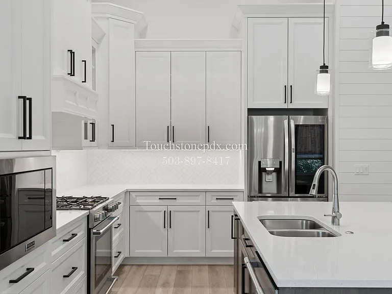 740 Jordan Elizabeth Ave SE — Photo 13
