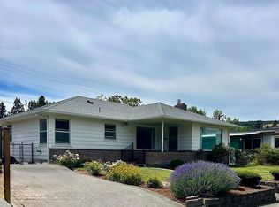 1016 W 9th St, The Dalles, OR 97058